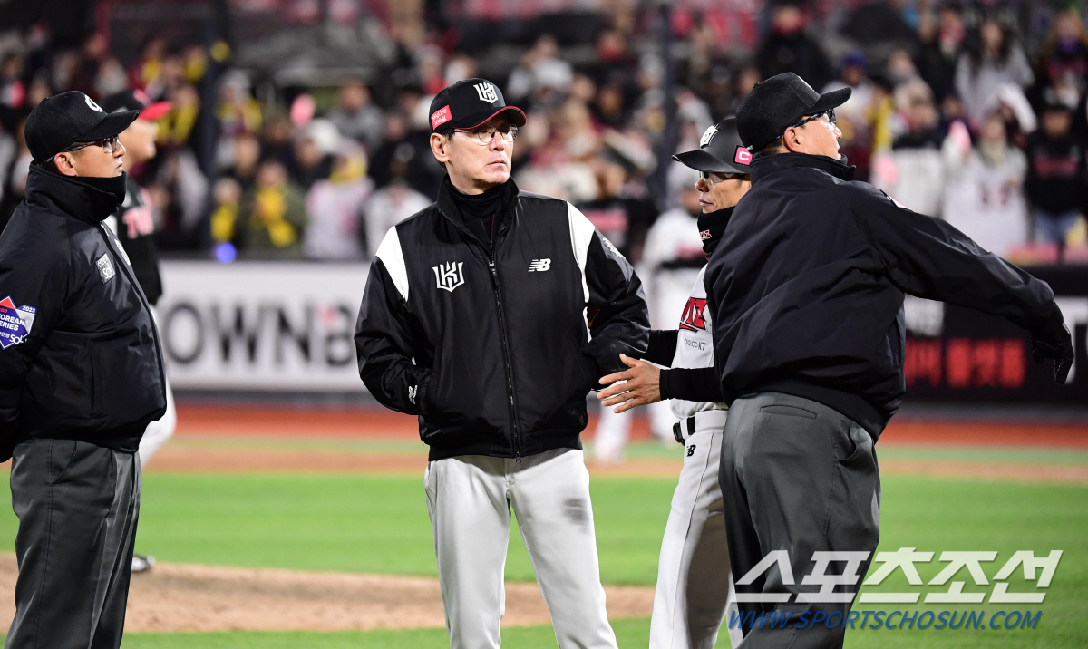 이게 정말 스윙이라고? 오심이 명승부를 망쳤다, 이강철 퇴장은 억울했다