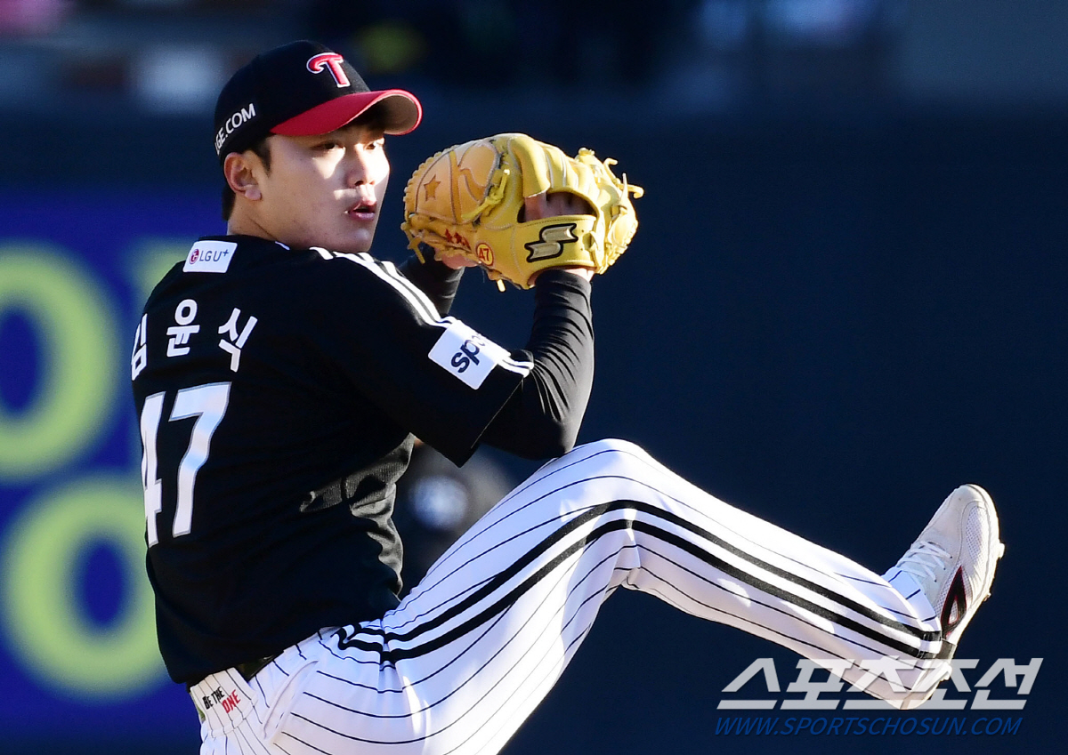 '아와모리주 뚜껑 따자' '메가 트윈스포' 대폭발 15대4 대승. 1패뒤…