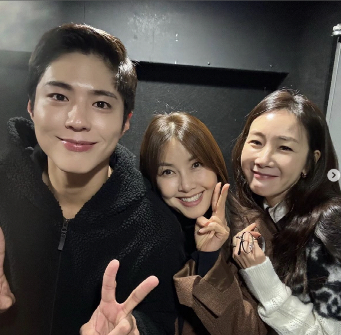 최지우, 박보검 보고 그렇게 좋았나…신애라까지 함박웃음