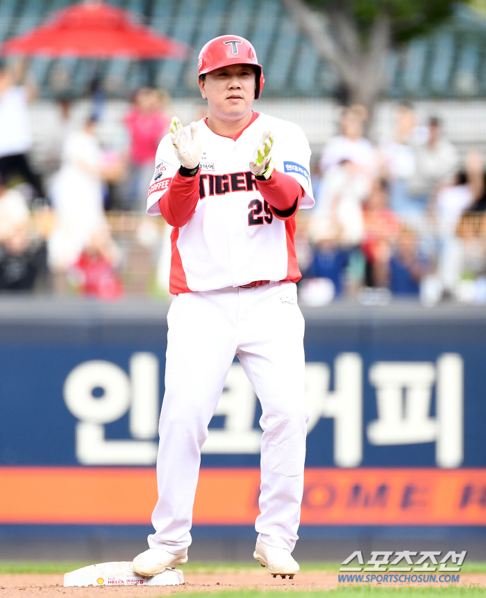 뎁스 너무 탄탄해도 고민…다가오는 2차 드래프트, KIA 외야진 전부 지…