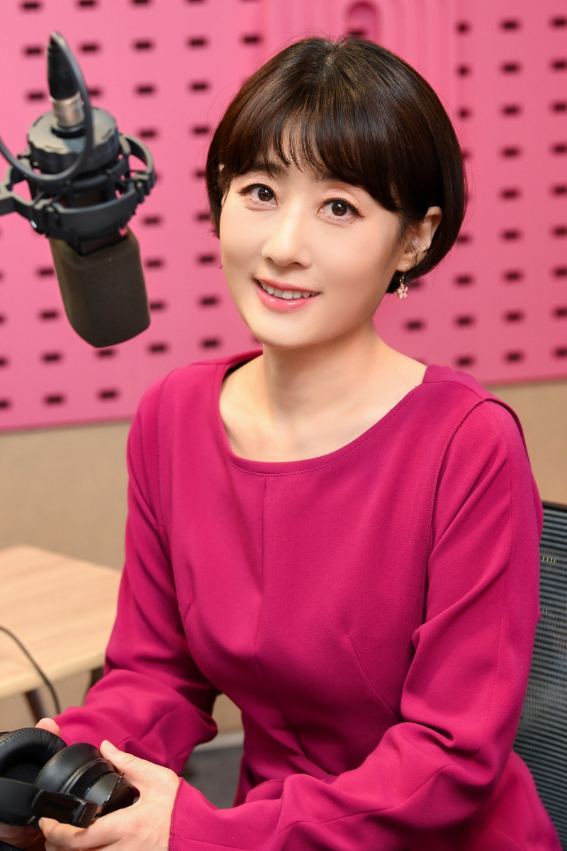 '이현경의 뮤직토피아' 13일 방송 11주년.."'뮤토식구' 청취자분들께…