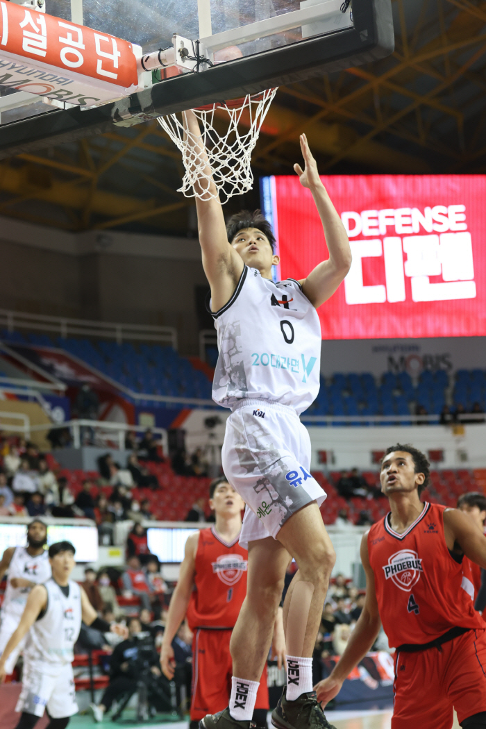 [KBL 리뷰] '울산 나들이 즐거웠어' KT, 울산 원정 연승+리그 5…