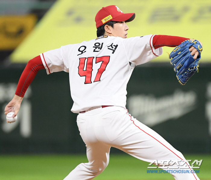 "이 번호 달고 못 던지면 안 되잖아요"…'29번' 무게감 알고 있다, …