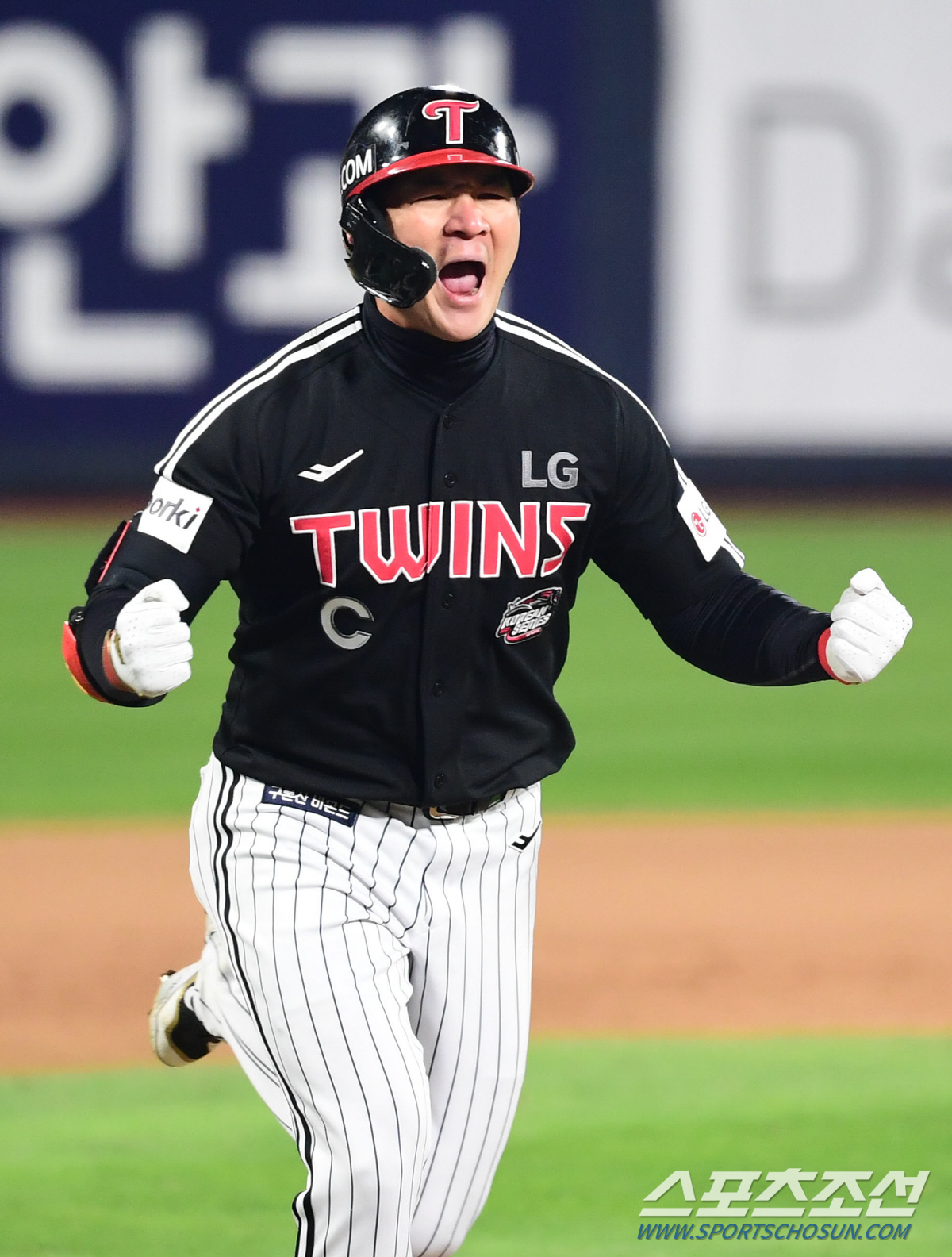 [LG우승]생각대로 이뤄졌다…"롤렉스 내가 타고 싶다"던 오지환, KS …