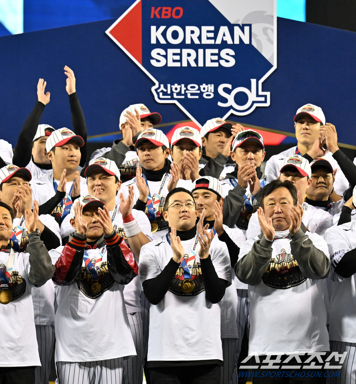 구광모 회장도 기뻐하고, LG 그룹 전체의 경사...그런데 돈 잔치 못한…