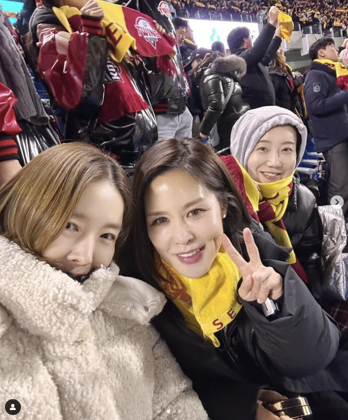 "29년만 우승 눈물" 김은희·채리나→이종혁·윤종신 LG팬★들 직관 '감격'[종합]