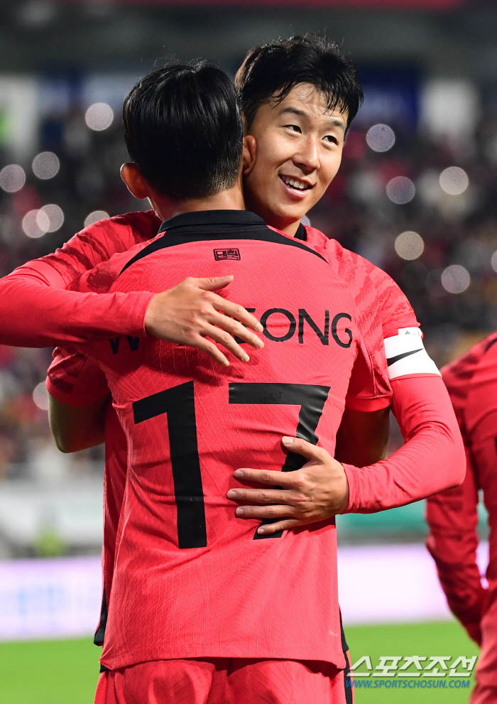 [기자회견]손흥민이 말하는 클린스만식 '자유축구' "자유로움 속에 약속된…