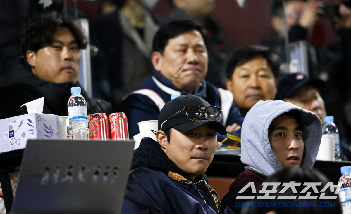 이정후, 벌써 '2024 신인왕 후보' 등극.. 이거 실화냐? 美CBS스…