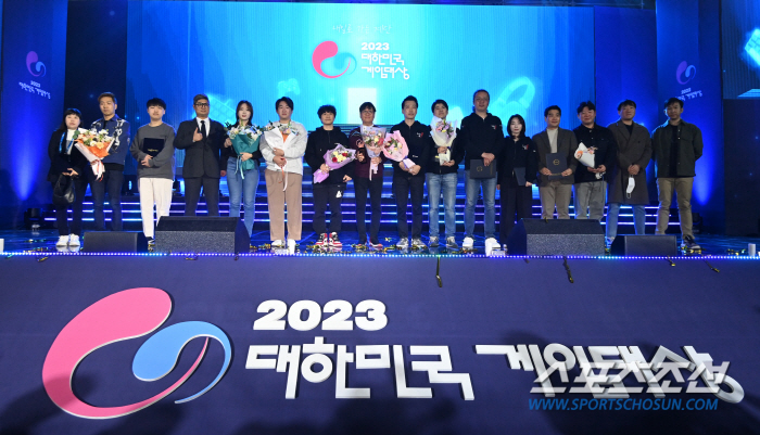 'P의 거짓', 대한민국 게임대상에서 대상을 비롯해 6관왕의 영예 안아