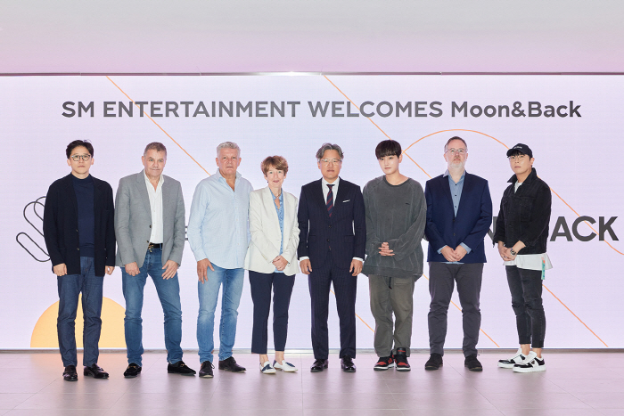 [공식] SM, 英 보이그룹 만든다…'브리튼스 갓 탤런트' 제작자와 합작