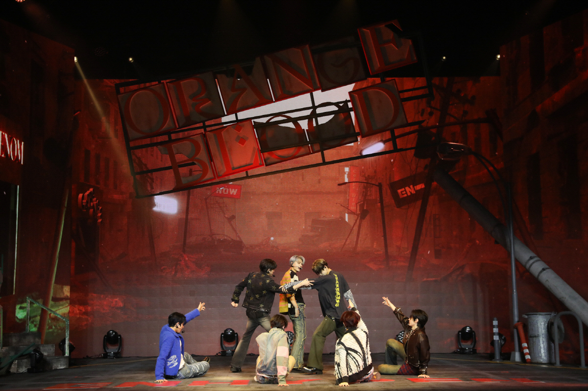 [SC현장] "방시혁도 칭찬"…엔하이픈, 美 빌보드 점령할 카르페디엠(종…