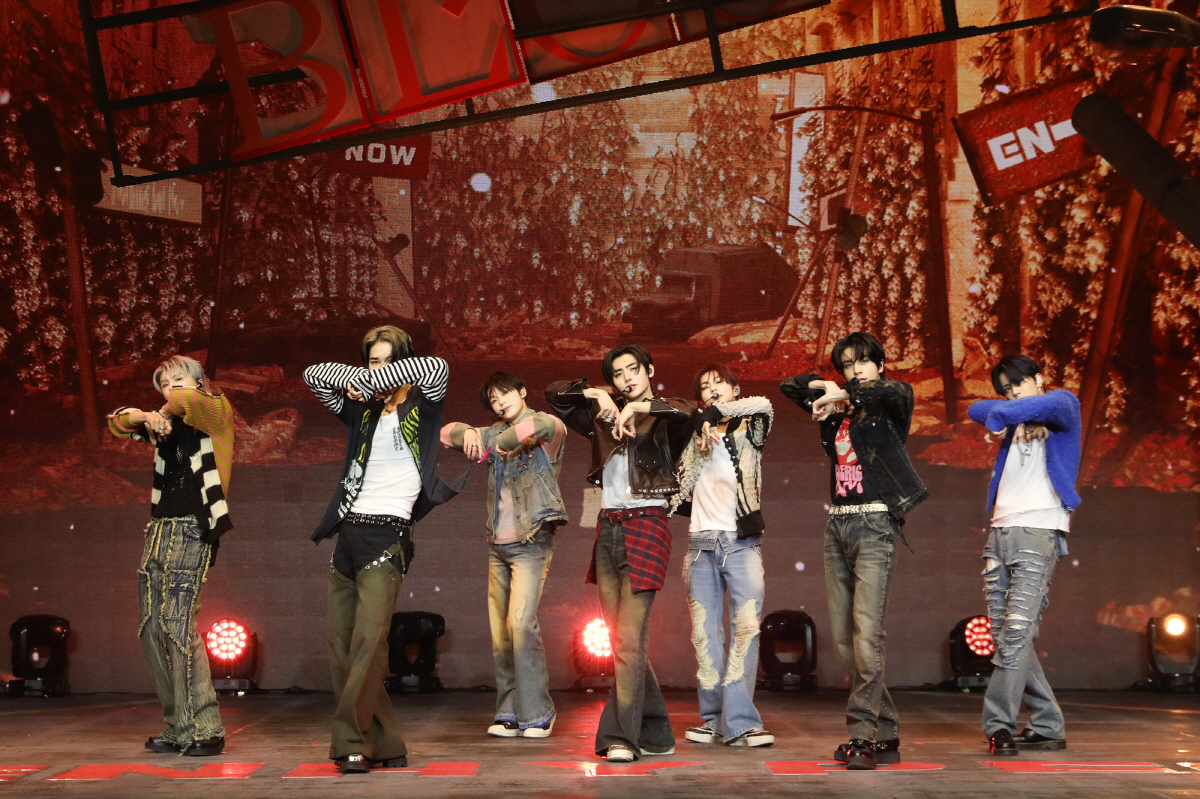 [SC현장] "방시혁도 칭찬"…엔하이픈, 美 빌보드 점령할 카르페디엠(종…