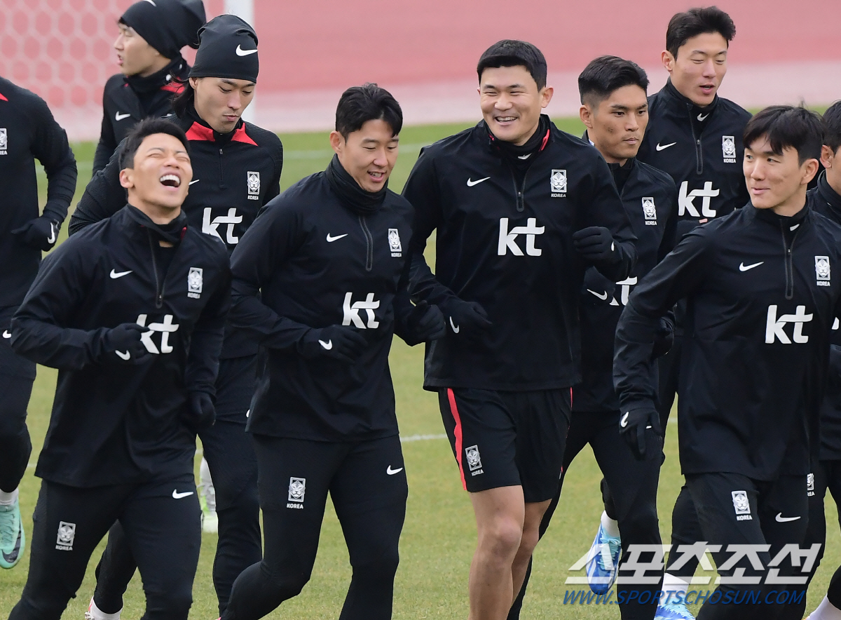 [싱가포르전 현장라인업]FIFA 랭킹 155위 상대로 손흥민→이강인→김민…