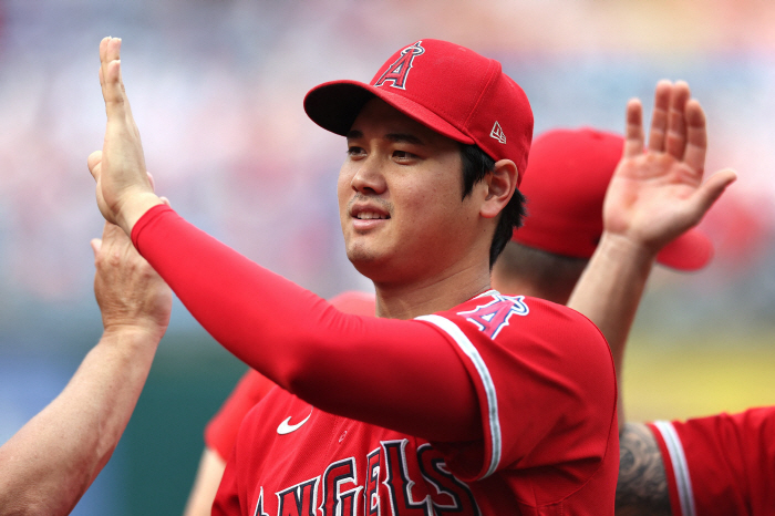 '역사상 최초' 오타니, 2차례 만장일치 MVP 등극, FA 협상 더욱 …