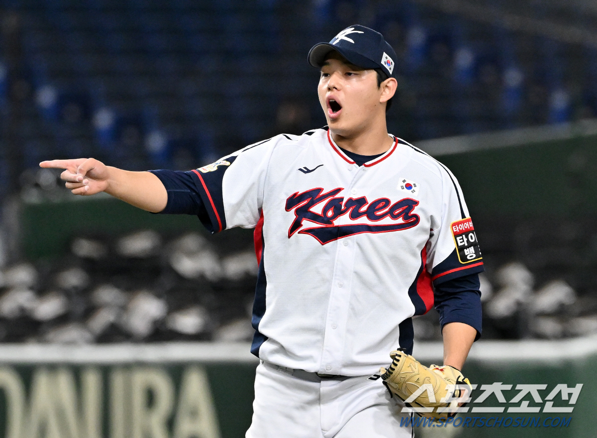 볼넷, 홈런 나왔지만…한 달 만의 실전&낯선 마운드→5⅔이닝 2실점 '잘…