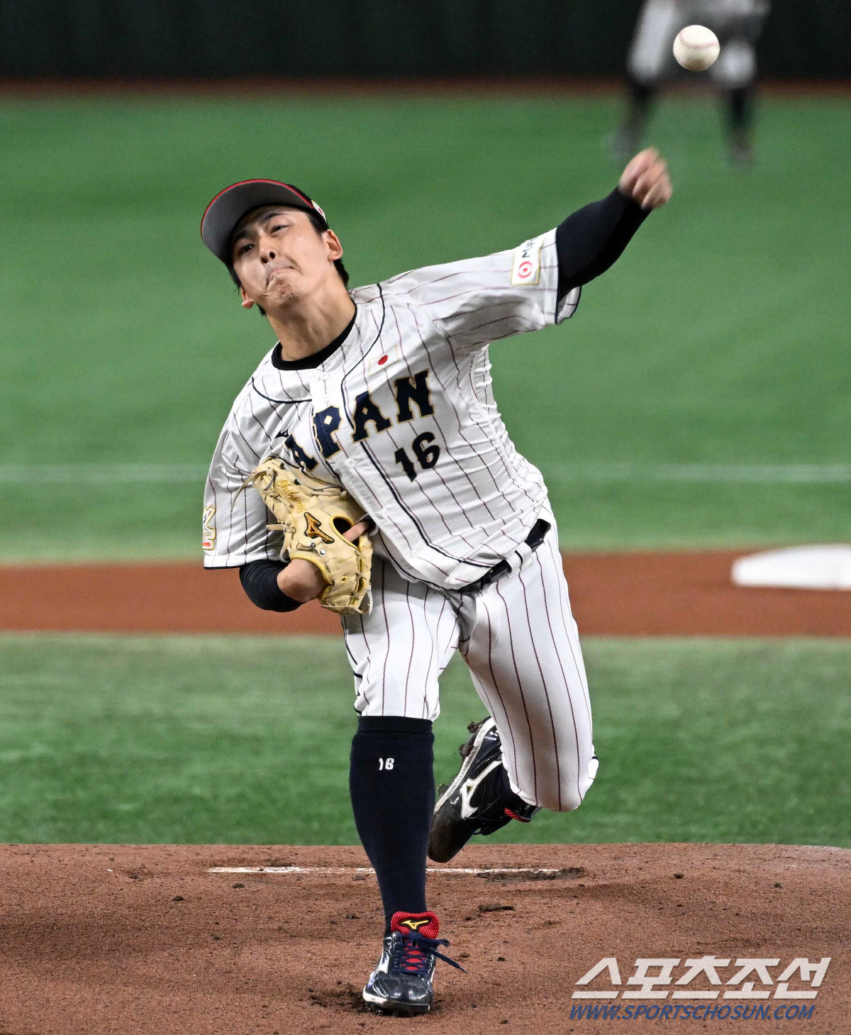 선발투수 16⅔이닝 무실점…3전승 16득점 1실점 ERA 0.35, 초격…