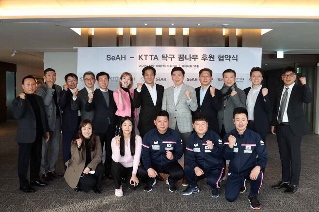 "실력X인성X미모"신유빈.착한' 비건화장품 '찰떡'모델 발탁 이유