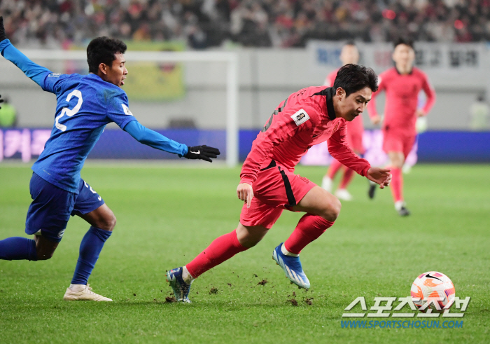 '골든보이' 이강인의 마법, 한국축구를 바꾸고 있다