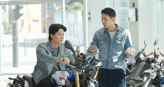 이동건, 5,500만 원짜리 바이크 플렉스..母 "차라리 술이 나" 분노…