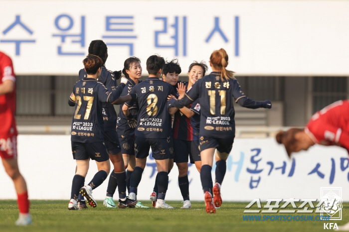 "'어우현'막겠다던 지소연,미친 멀티골!" 수원,인천현대제철에 3대1 역…