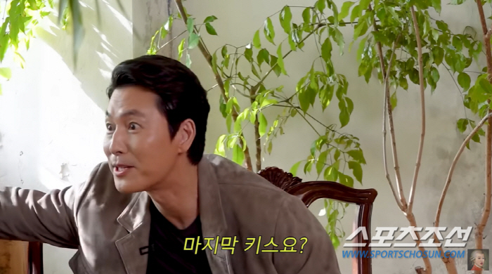 [SC이슈]"마지막 키스요?" '질문' 받은 정우성, 현장서 바로 키스.…