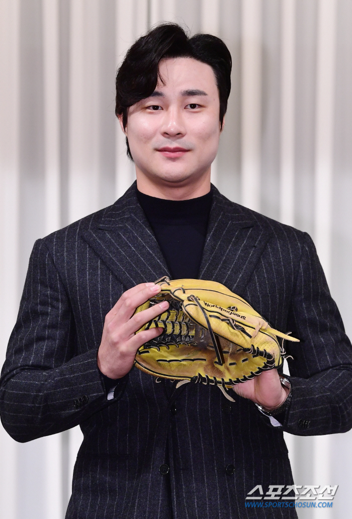 '금글 환향'한 김하성 '한국인 최초라 더 영광~' [기자회견 현장]