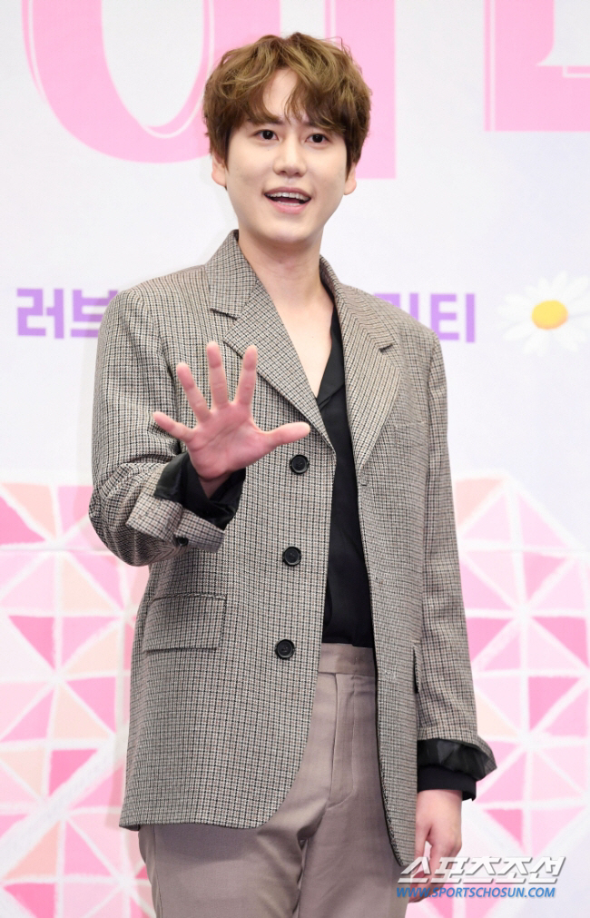 규현, 30대女 '뮤지컬 분장실 흉기난동'에 부상 "현장에서 바로 처치"…
