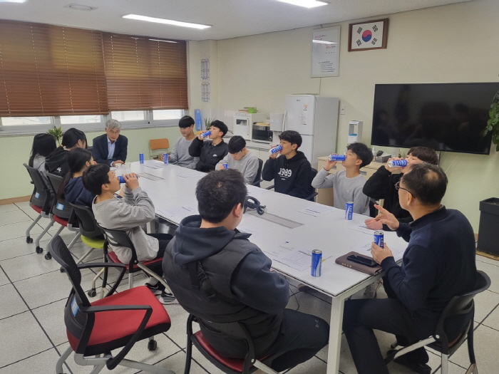 [심쿵 어게인]① '학생 선수의 미래, 운동부가 바뀌어야 한다' 연서중 …