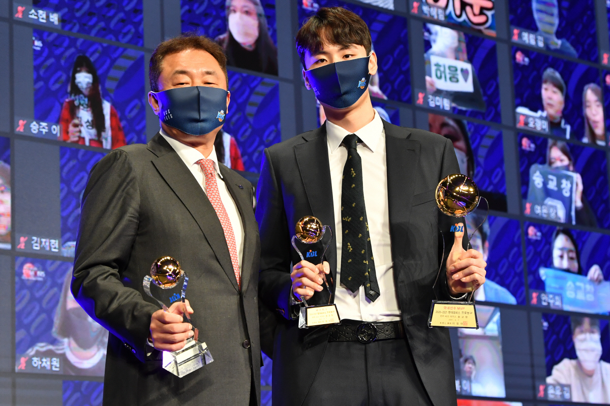 '송교창 복귀 더 늦을수 있다'KCC의 설상가상 악재…통증회복 예상보다 …