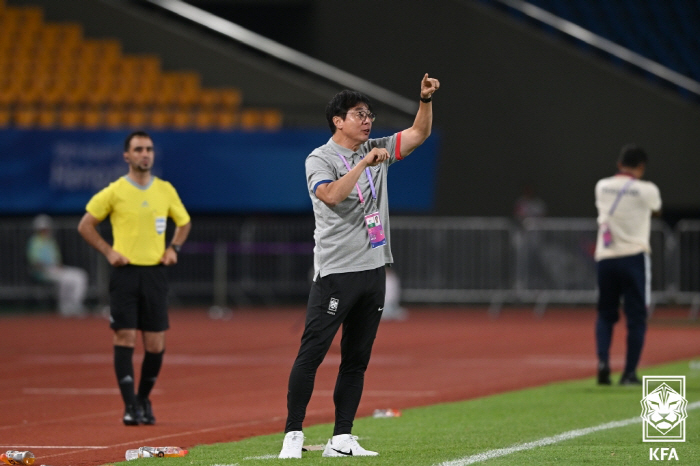 '정상빈 멀티골' 황선홍호, 적지서 앙리의 프랑스에 3-0 '완승' 佛언…