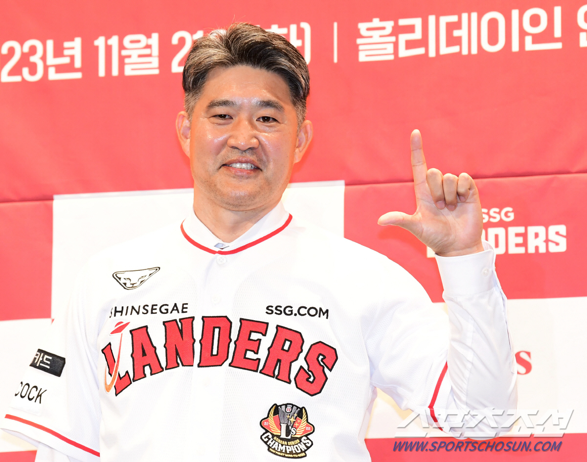 '이래서 뽑았나' 초보감독 이숭용의 솔직,과감한 결단 "수석코치는 투수출…