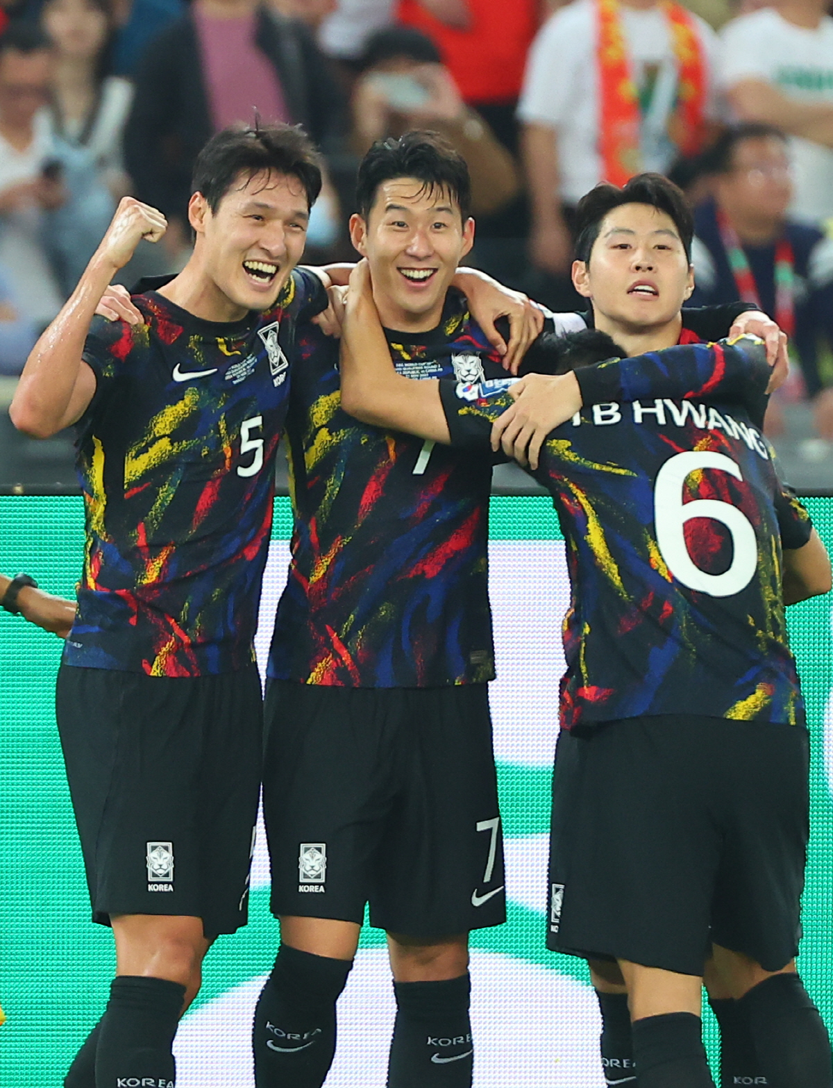 "이강인이 SON헤딩골 어시스트한 거 봤어" PSG 현지매체도 열광