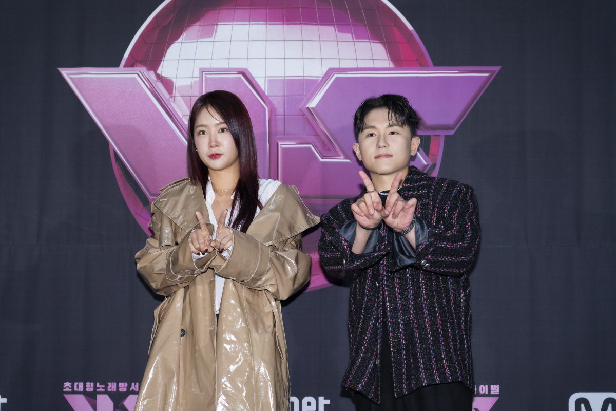 [SC현장] 'VS', K팝 한계 깰 'K-발라드' 차트인 정조준(종합)