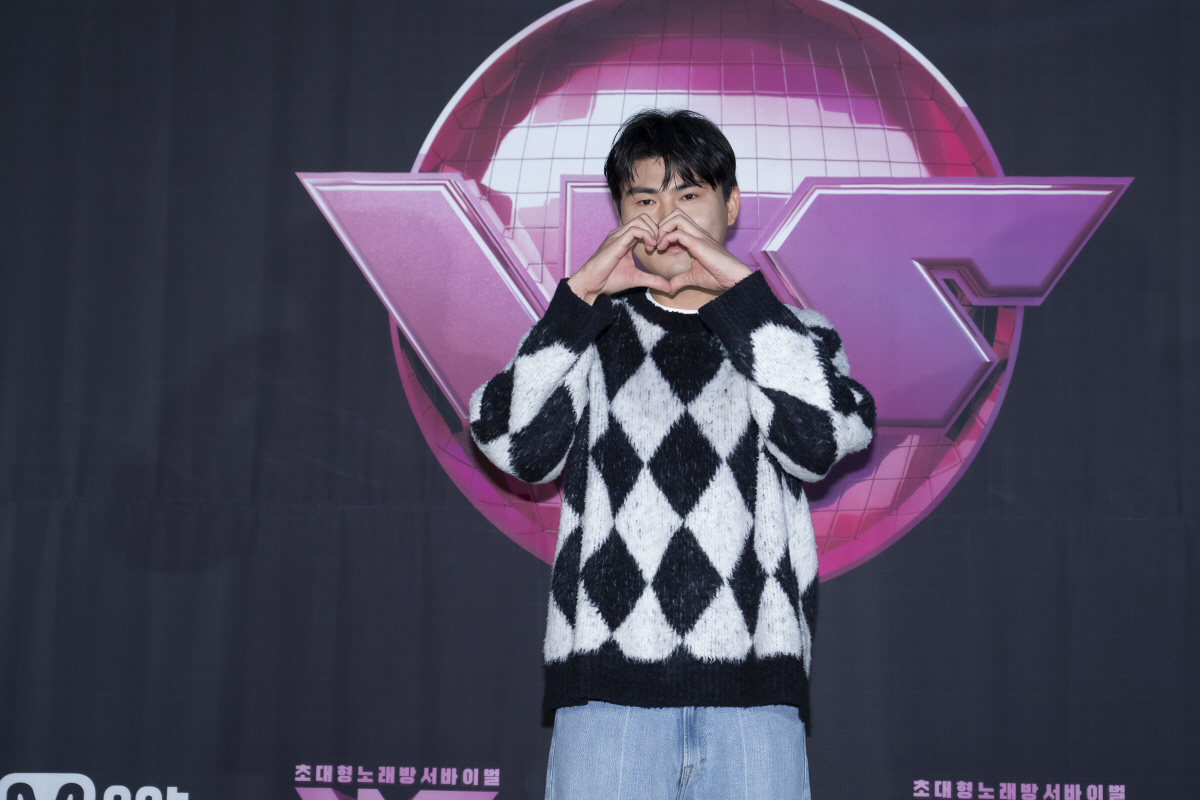 [SC현장] 'VS', K팝 한계 깰 'K-발라드' 차트인 정조준(종합)