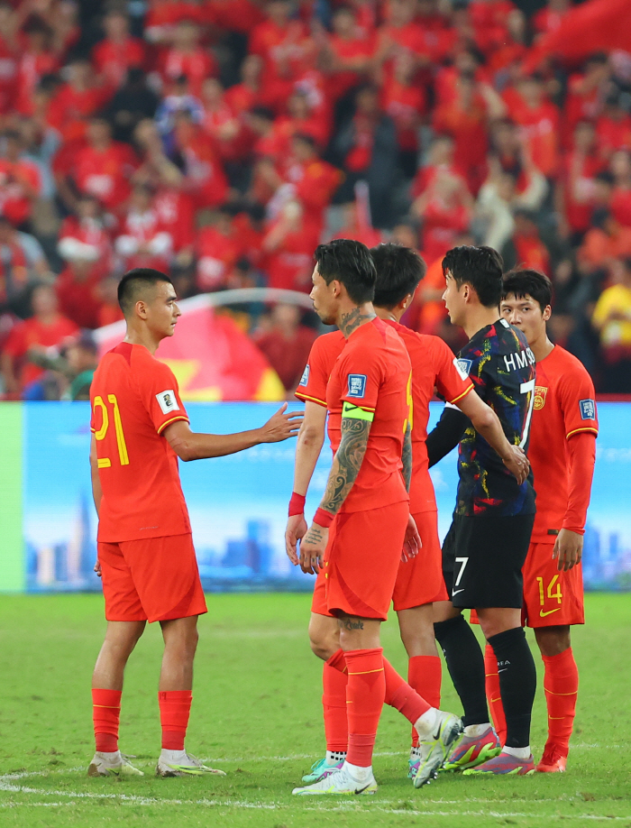 "SON, 4만 관중 침묵에 빠뜨리다!" 中 매체도 인정한 손흥민의 지배…