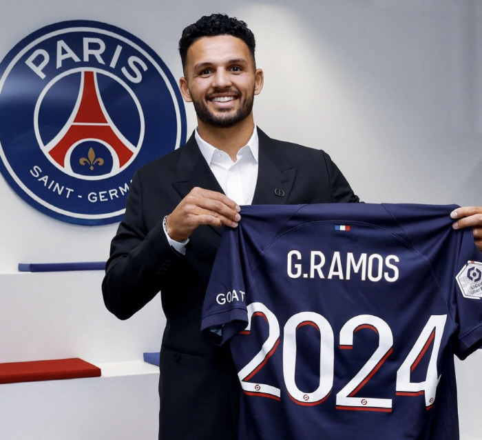 임대 6개월 남았는데…PSG 하무스 매력에 빠졌다, 'LEE 동갑내기+입단동기' 완전 이적 조항 발동 영입
