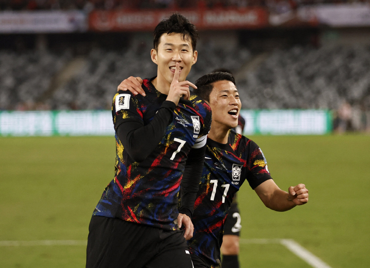 英언론, SON 독박 축구 불가피 "그 어느 때보다 필요.. 어떤 경기도…