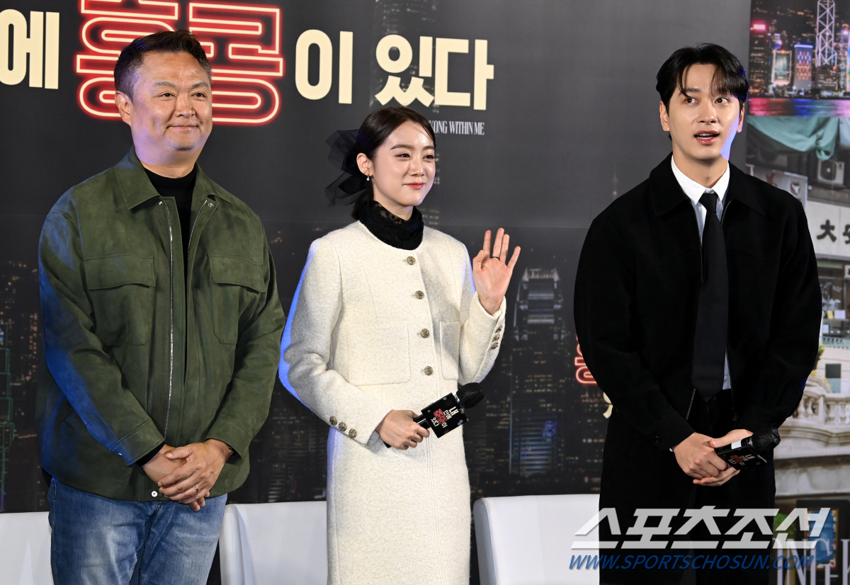 [SC현장] "키스신이 명장면"…'JYP동료' 우혜림-황찬성의 판타지 ♥…