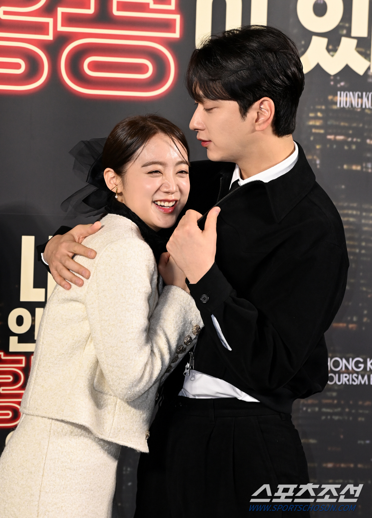 [SC현장] "키스신이 명장면"…'JYP동료' 우혜림-황찬성의 판타지 ♥…