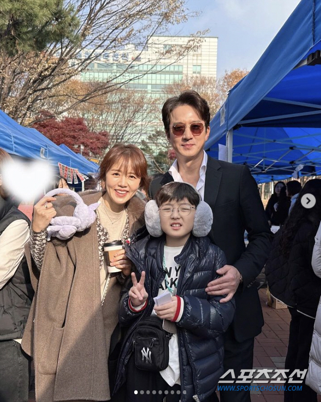 "왜 아빠 사인을 줄 서서…". '정준호♥이하정' 子 시욱, 사람들 몰리…
