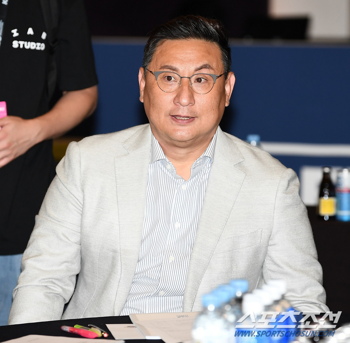 "너무 아쉽다" 한탄한 단장의 깜짝 배려, 떠나는 두 남자 폭풍감동 "이…