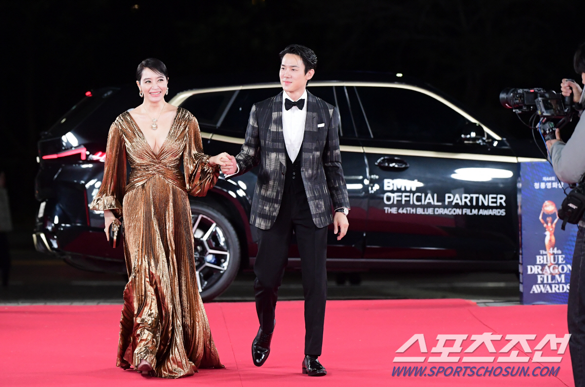 [청룡영화상] 단짝 BMW, 시상식 품격 높인 고급 력셔리