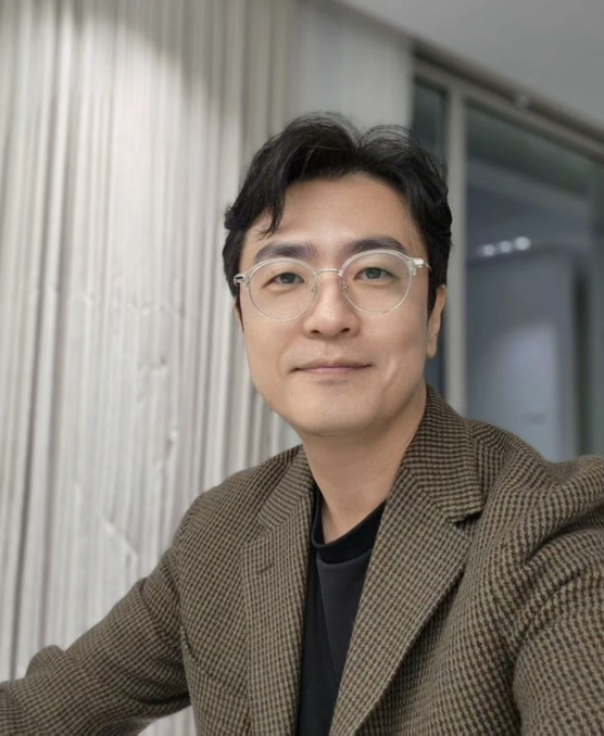 '박지윤과 이혼' 최동석 "지하까지 꺼지는 고통 속 잡아준 지인, 잊지 …
