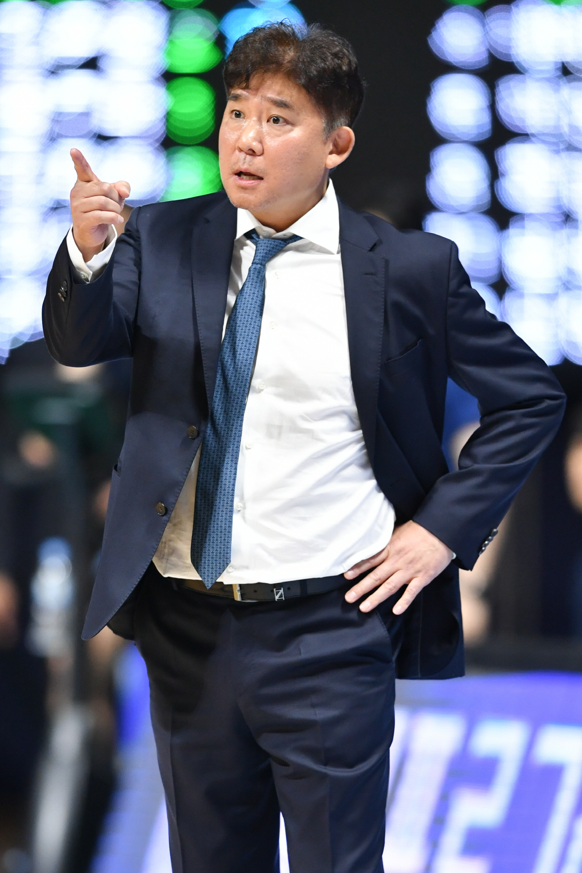 '욕설 논란' 김승기 소노 감독, KBL 제재금 1000만원 징계 "진심…
