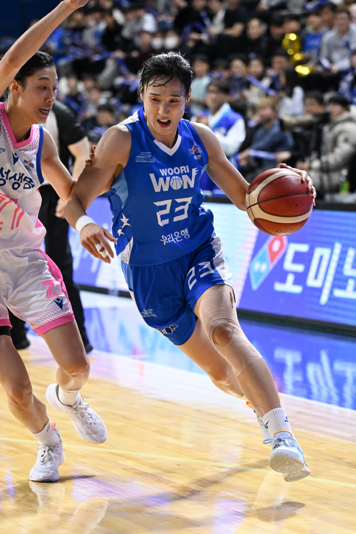 '워니 32점 폭발' SK, '로슨 트리플더블' DB 잡고 설욕 성공…우…