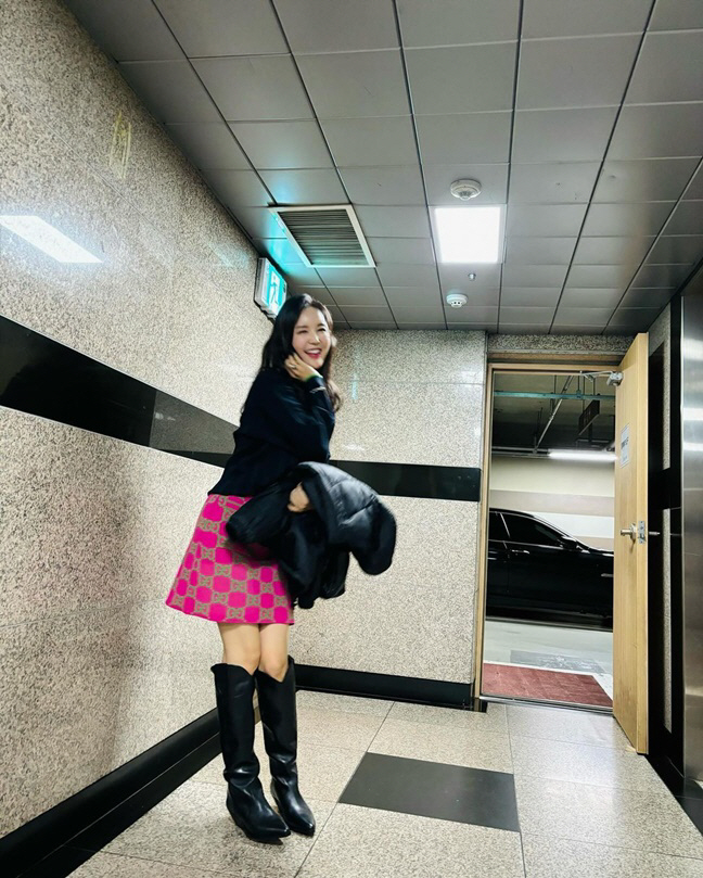 장영란, 명품 핫핑크 미니스커트 입고 "♥남편도 허락한 남사친 만나러"