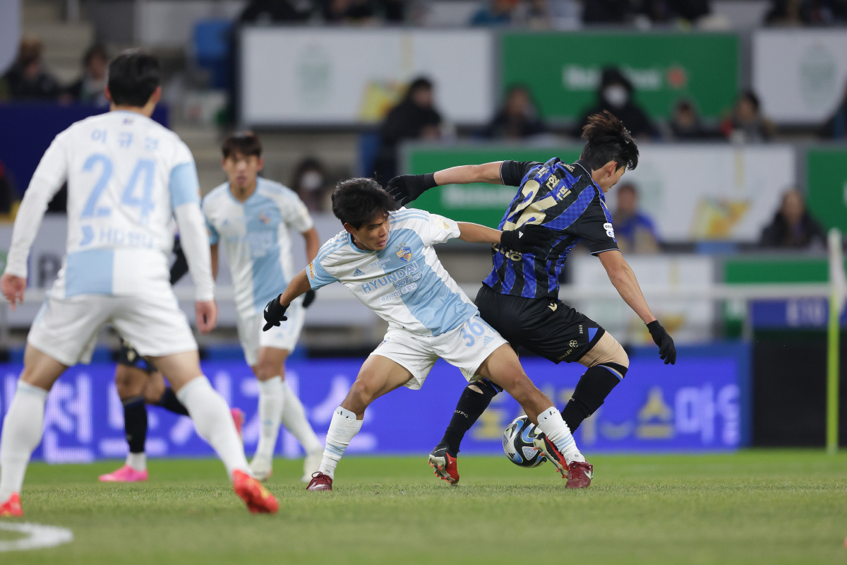 [K리그 리뷰]'홍시후 1골-1도움→ACL 희망' 인천, 챔피언 울산 3…