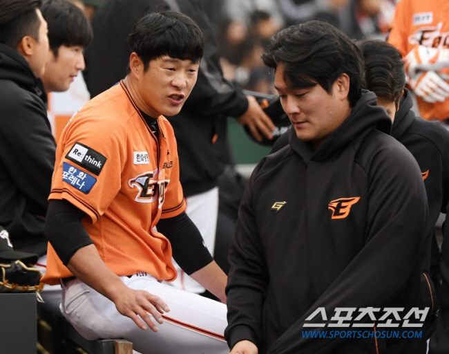 41세 김강민 합류 발표 1시간 52분 후 방출, 고향팀 한화 두번째 떠…