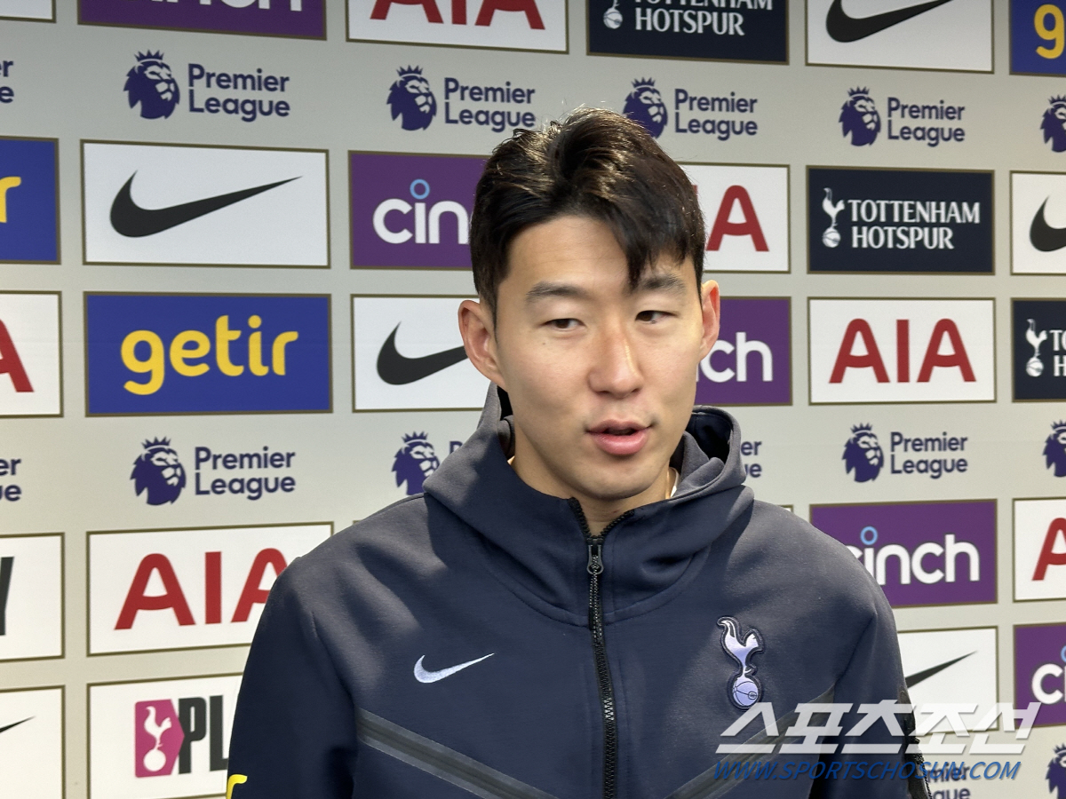 [EPL현장인터뷰]'3골 모두 오프사이드 취소' 손흥민의 자책 "제가 더…