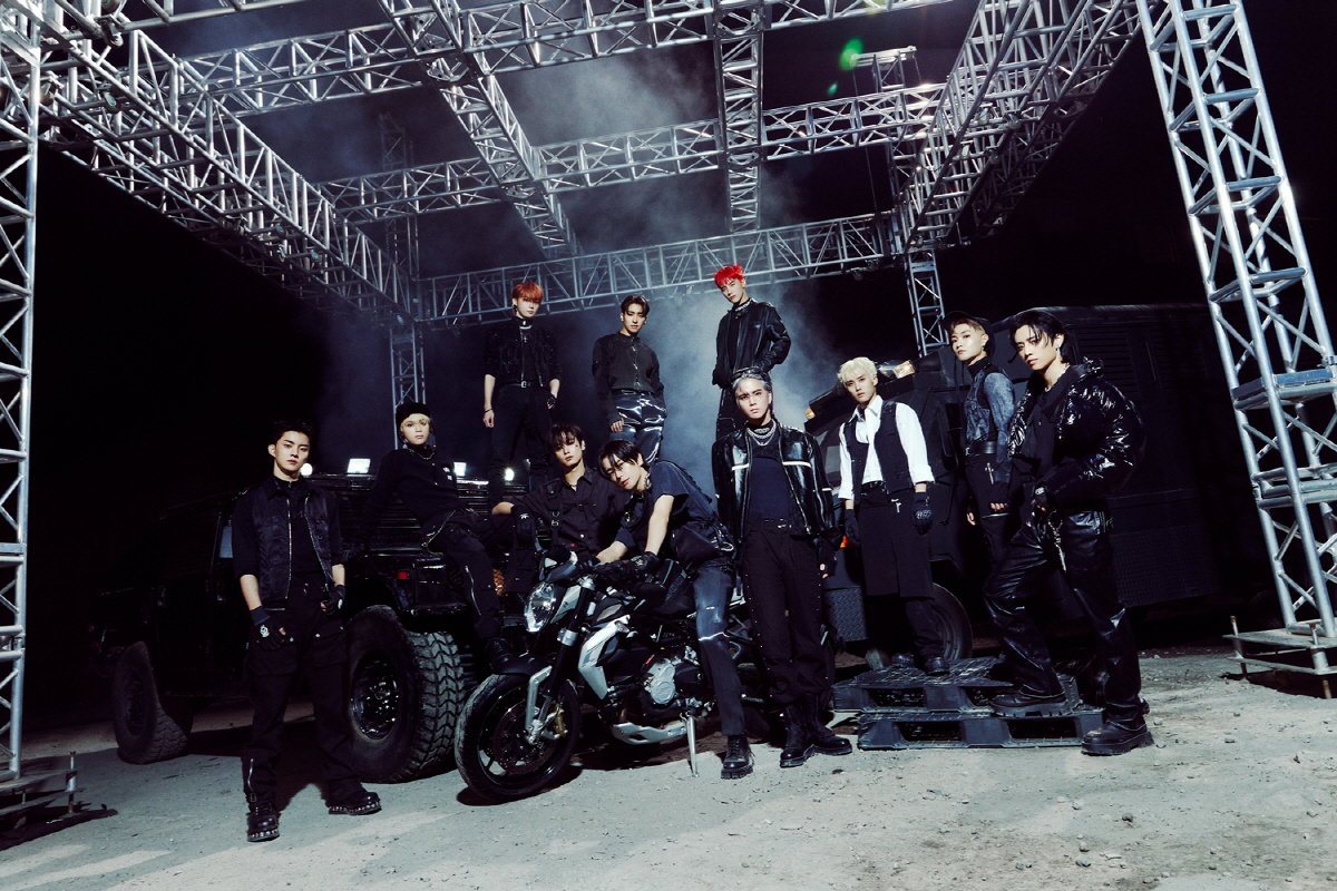 [공식]더보이즈, 신보 초동 자체 최고 기록…전작 대비 80% 성장